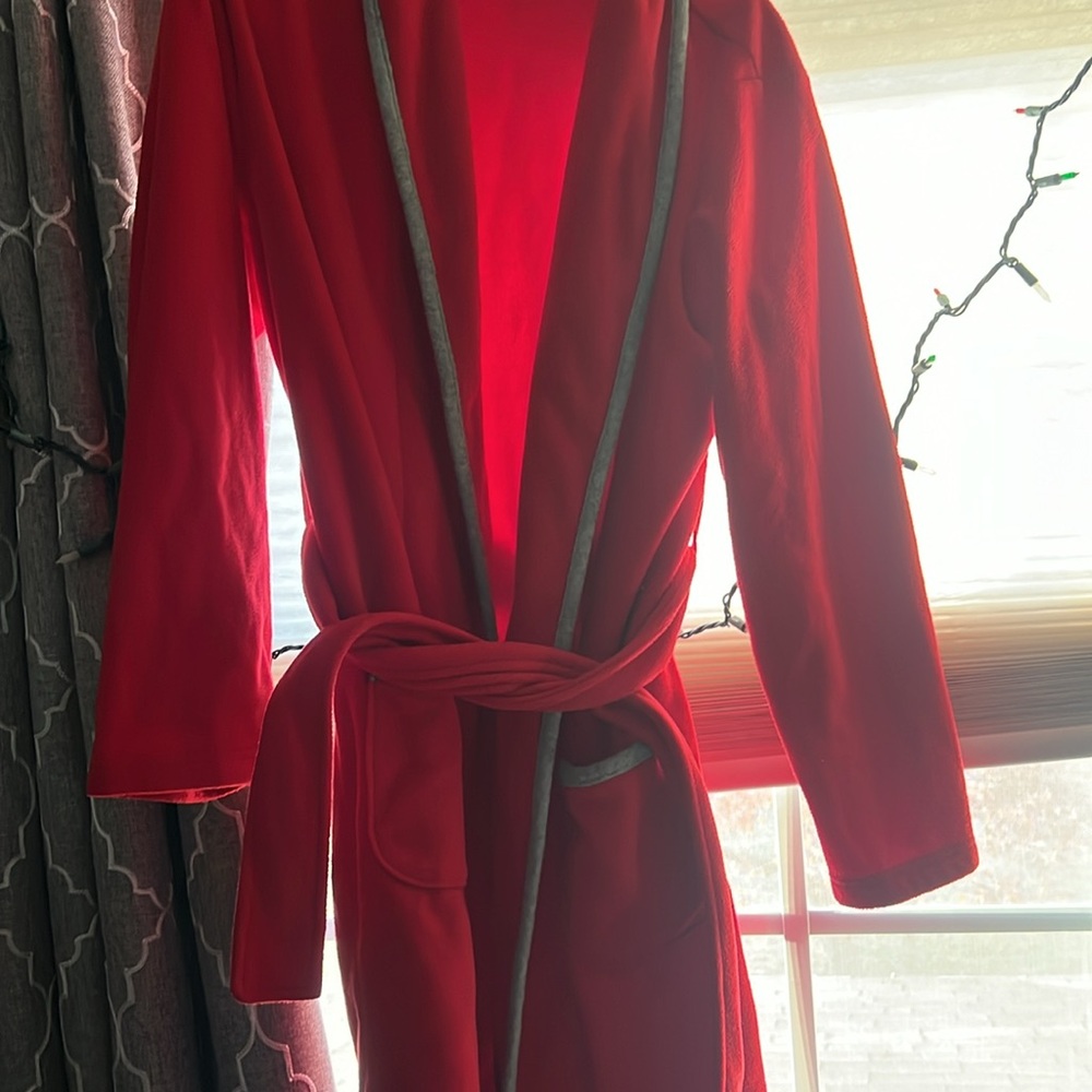 Red Old Navy Robe - Picture 2 of 3